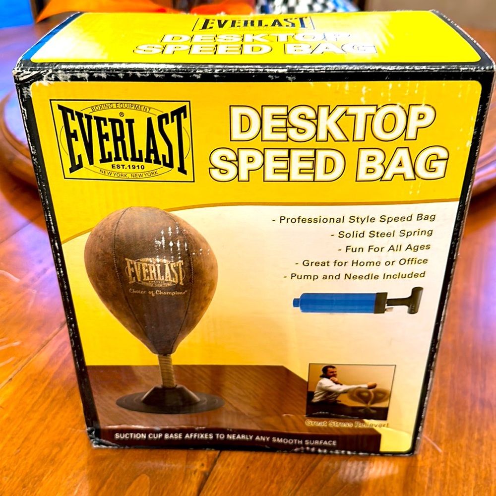 Everlast desktop Speed Bag